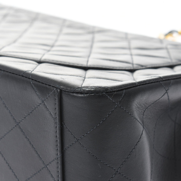 Chanel Matelasse Big Matelasse Chain Shoulder 34cm Black Gold Hardware Lambskin - Picture 8 of 12